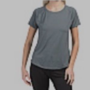 NWT! Under Armour Open Back T shirt